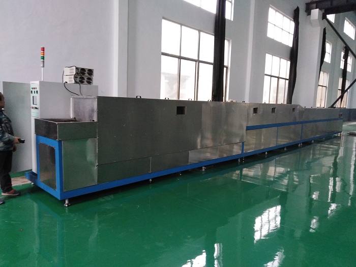 超声波喷淋清洗机 - 副本.jpg